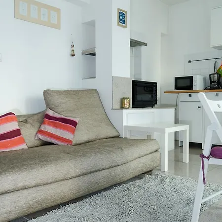 53 In Apartment